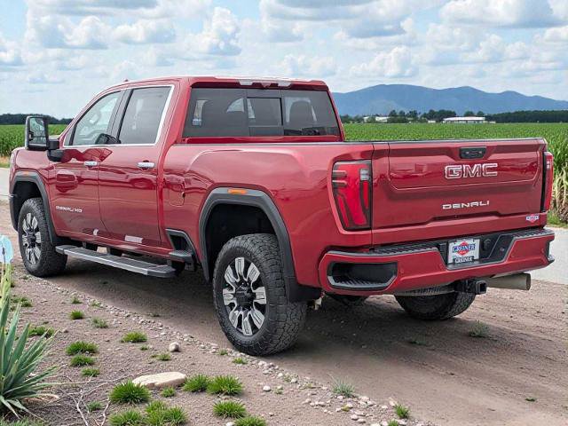 Used 2024 GMC Sierra 3500 Denali w/ Denali Reserve Package AWD/4WD image 5