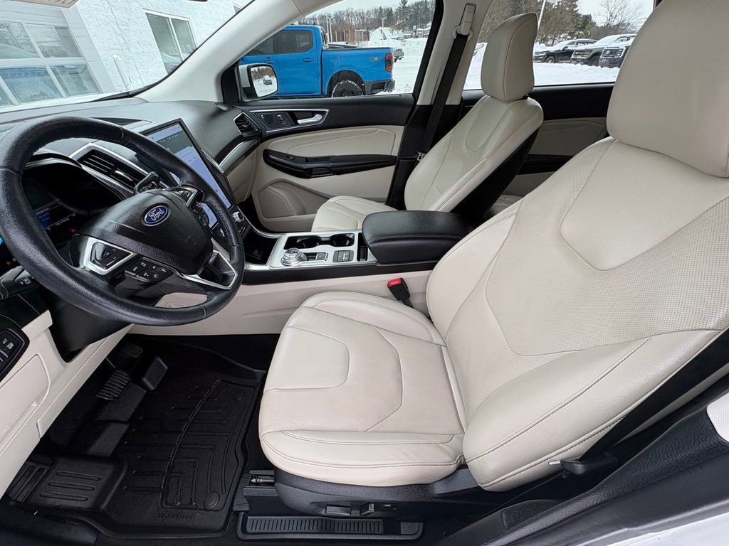 Certified 2022 Ford Edge Titanium w/ Equipment Group 301A image 12