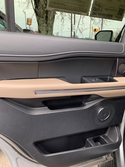 Certified 2024 Ford Expedition Limited image 8