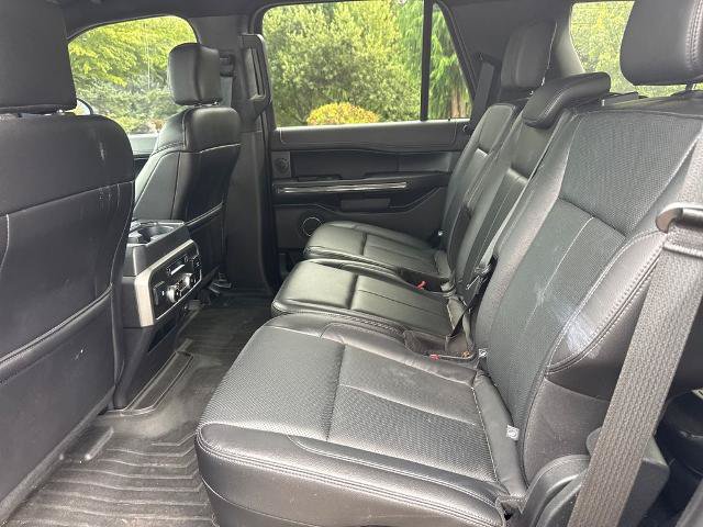 Certified 2018 Ford Expedition XLT w/ Equipment Group 202A AWD/4WD image 9