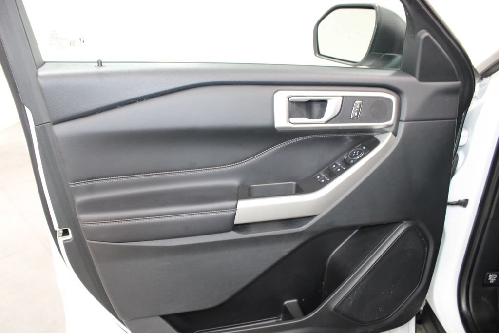 Certified 2023 Ford Explorer XLT AWD/4WD image 17