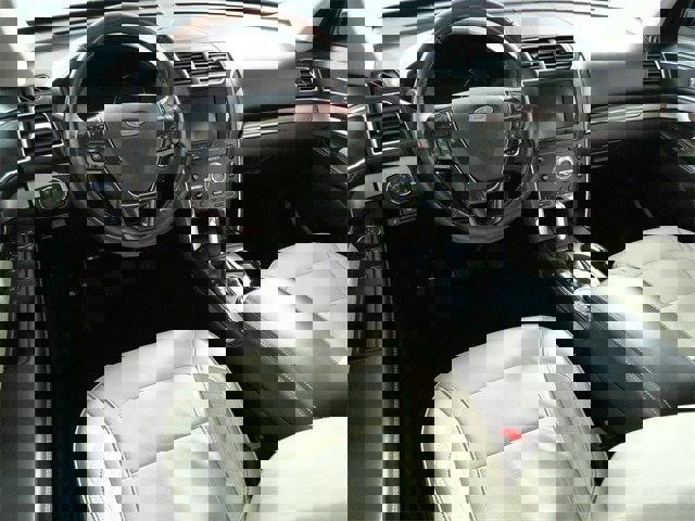 Certified 2019 Ford Explorer Platinum image 4