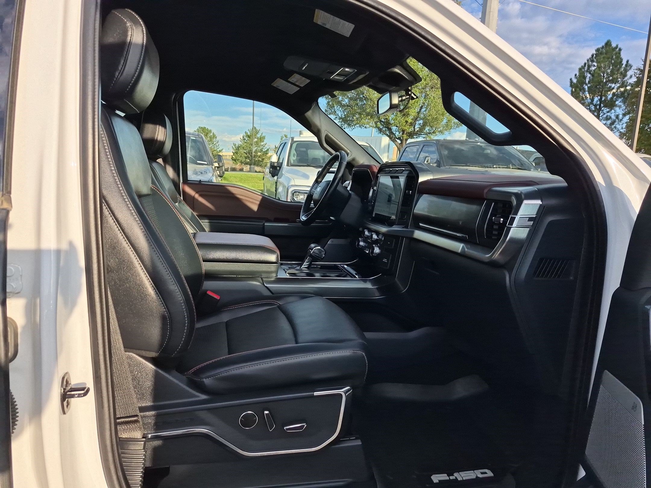 Certified 2023 Ford F150 Lariat w/ Equipment Group 502A High AWD/4WD image 34