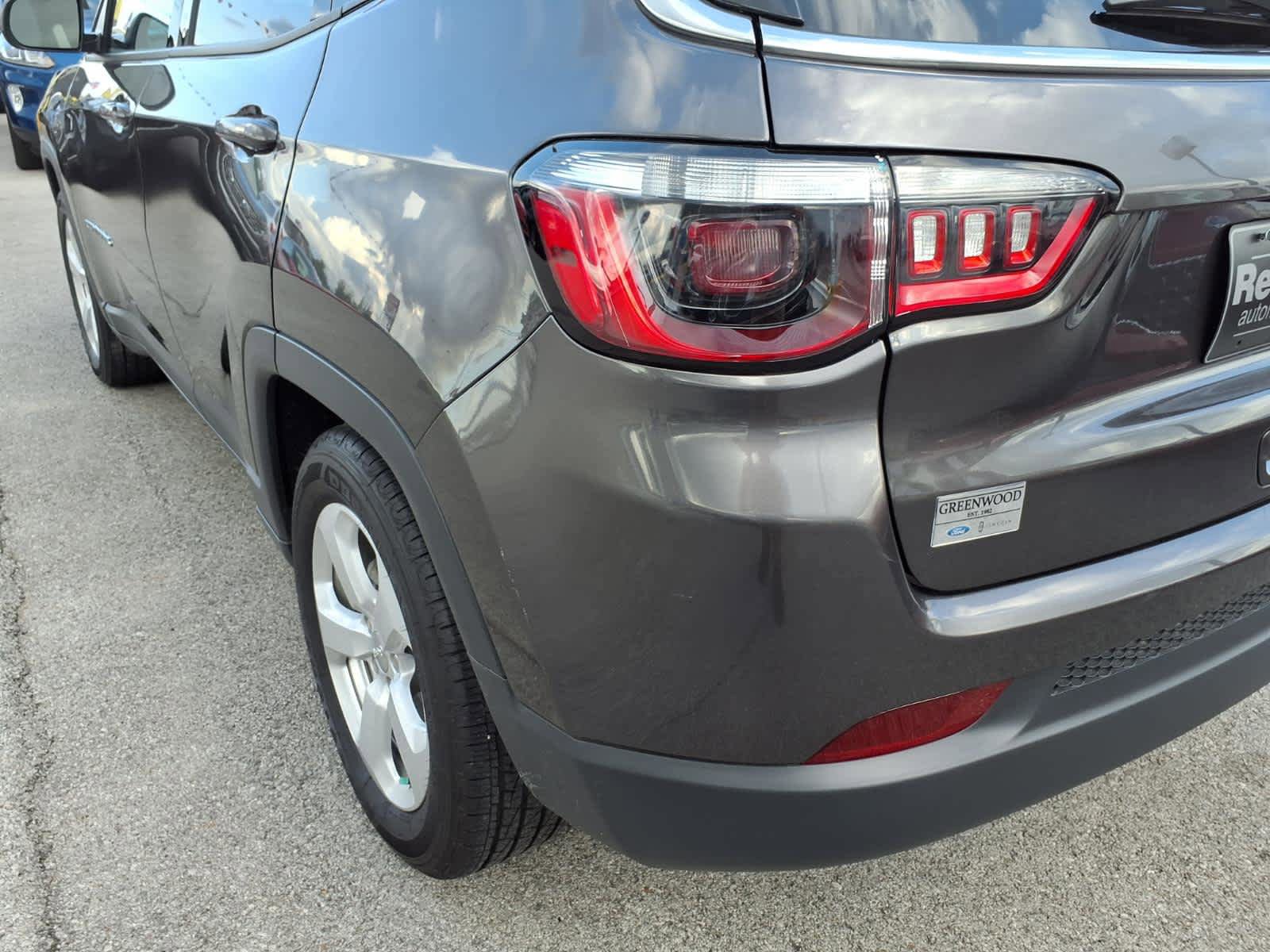 Used 2021 Jeep Compass Latitude w/ Convenience Group FWD image 19