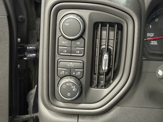 Used 2023 Chevrolet Silverado 1500 Custom Trail Boss image 17