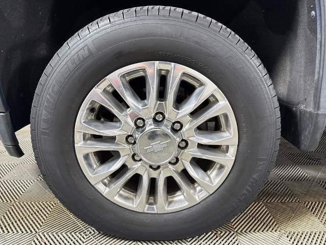 Used 2020 Chevrolet Silverado 2500 High Country w/ Technology Package AWD/4WD image 9