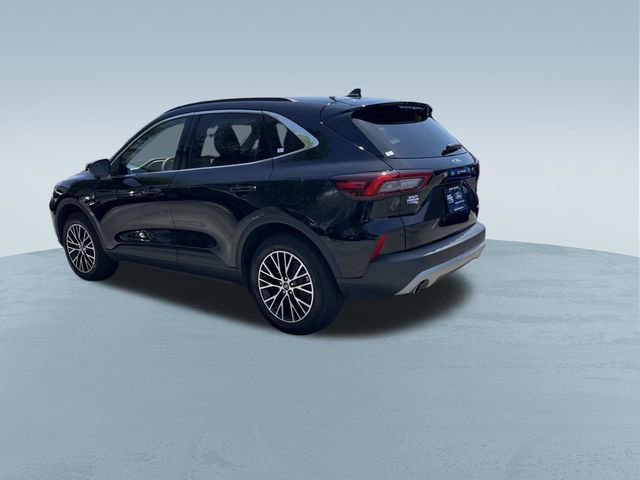 Certified 2025 Ford Escape SE FWD image 9