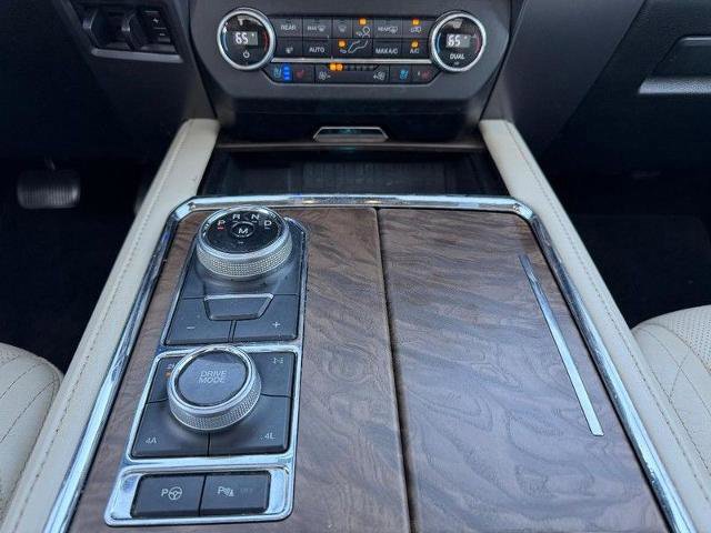 Certified 2020 Ford Expedition Platinum image 21