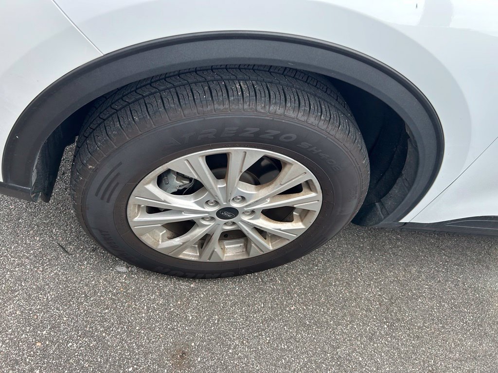 Certified 2025 Ford Escape Active AWD/4WD image 5