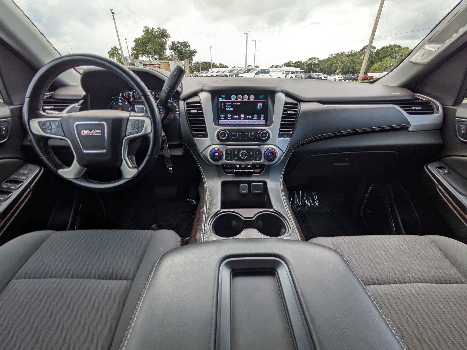 Used 2019 GMC Yukon SLE w/ Convenience Package RWD image 18