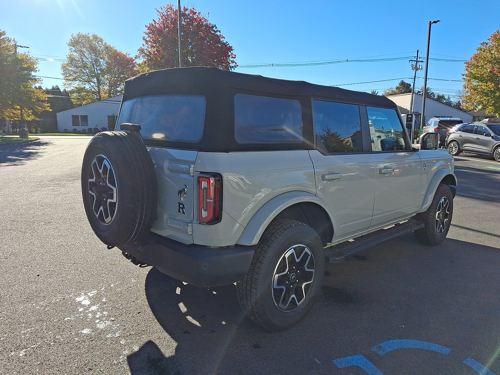 Certified 2022 Ford Bronco Outer Banks AWD/4WD image 5