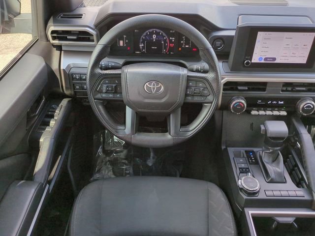 Used 2025 Toyota Tacoma SR5 AWD/4WD image 16