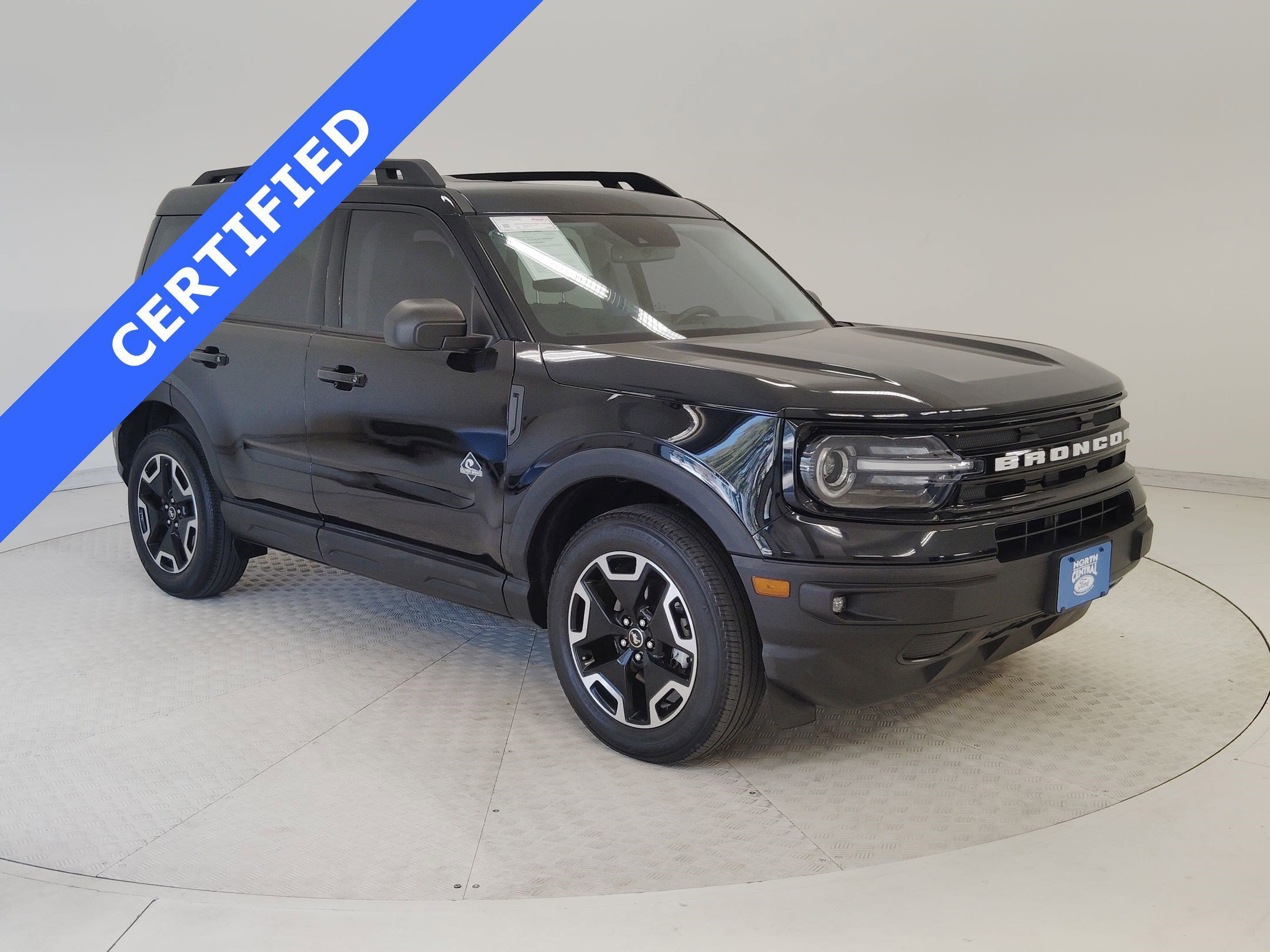 Certified 2023 Ford Bronco Sport Outer Banks w/ Tech Package image 8