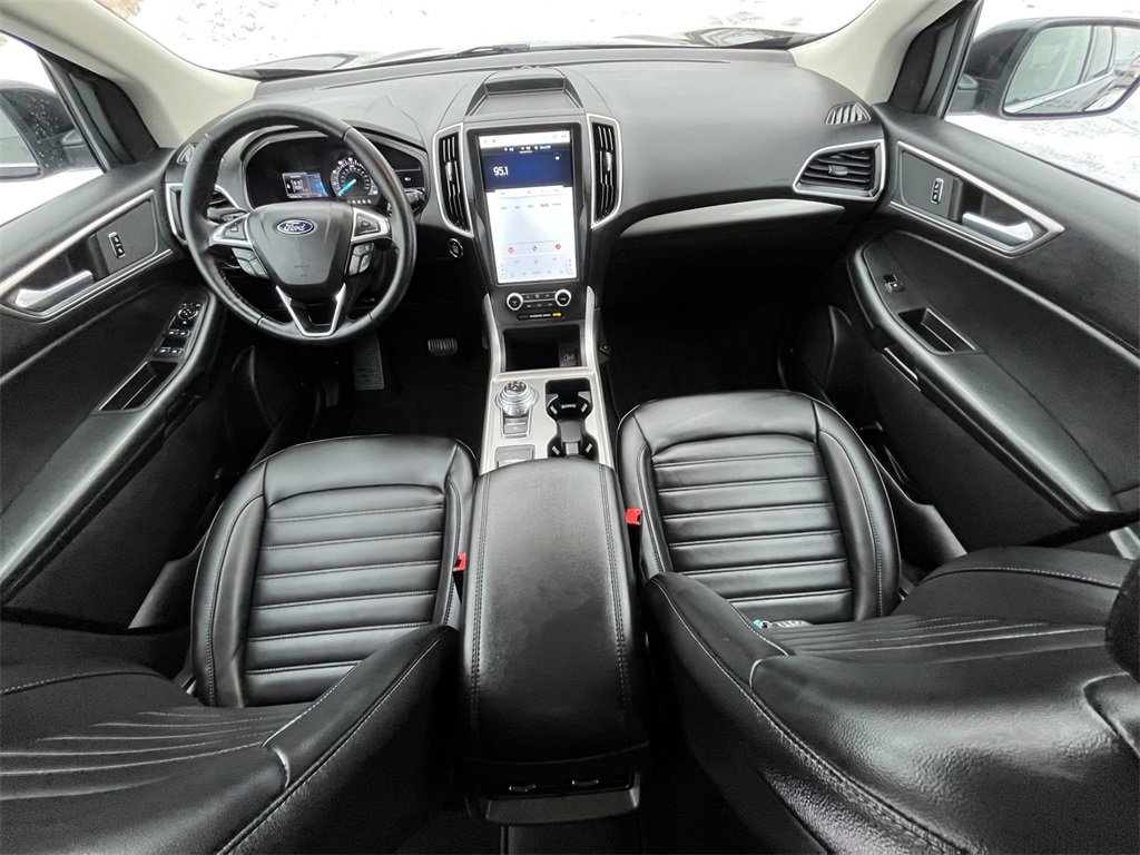 Certified 2024 Ford Edge SEL w/ Convenience Package image 18