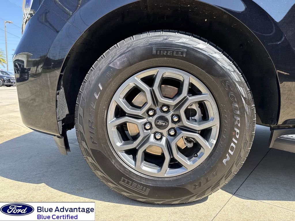 Certified 2025 Ford Expedition Active image 7