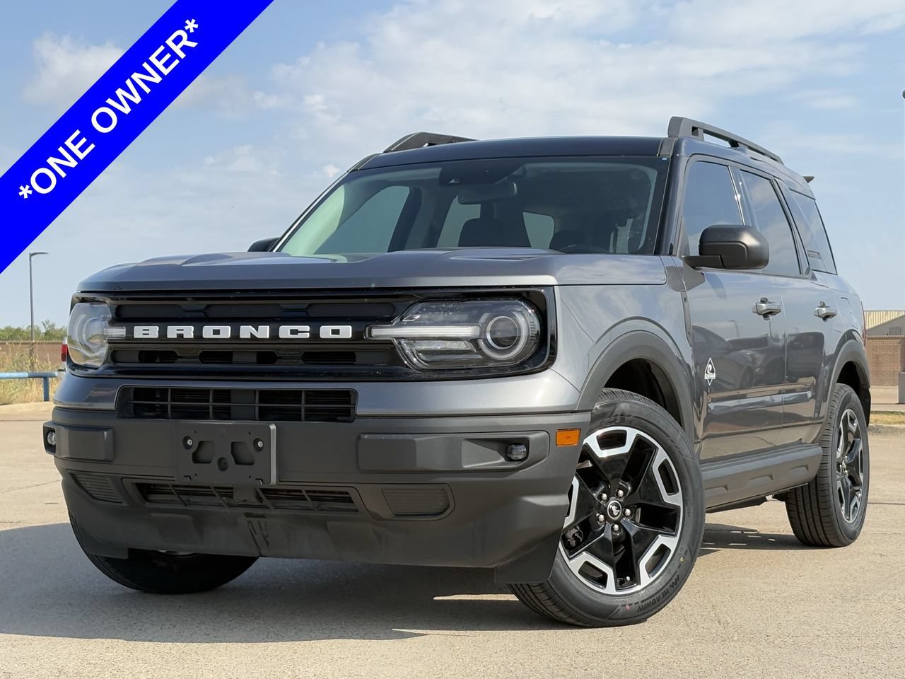 Certified 2022 Ford Bronco Sport Outer Banks w/ Tech Package AWD/4WD image 2