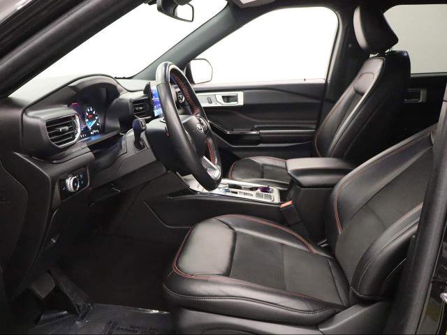 Certified 2023 Ford Explorer ST-Line w/ Class IV Trailer Tow Package image 29