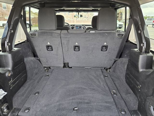 Used 2021 Jeep Wrangler Unlimited Sport AWD/4WD image 17