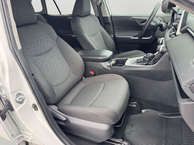 Used 2024 Toyota RAV4 XLE AWD/4WD image 6