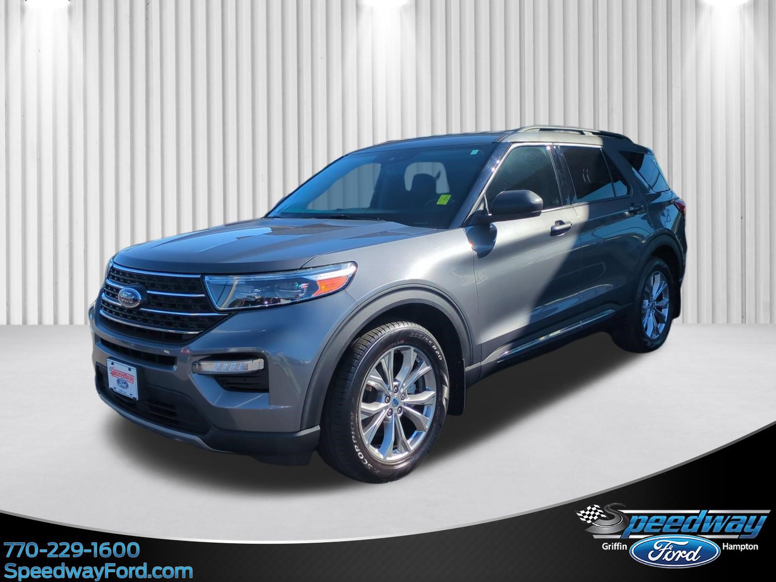 Certified 2023 Ford Explorer XLT w/ Equipment Group 202A RWD image 1