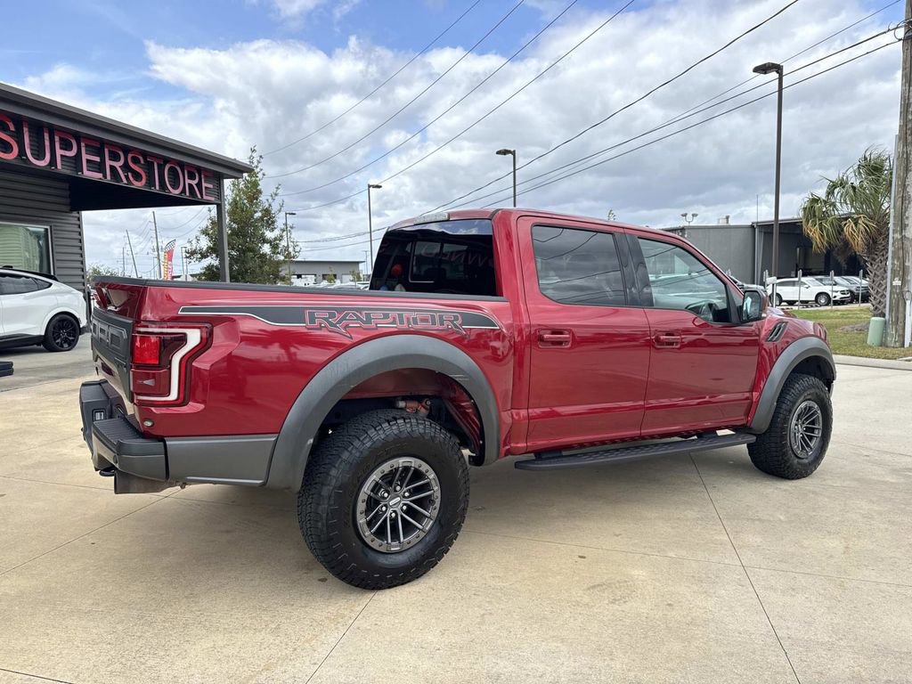 Certified 2019 Ford F150 Raptor w/ Equipment Group 802A Luxury image 9