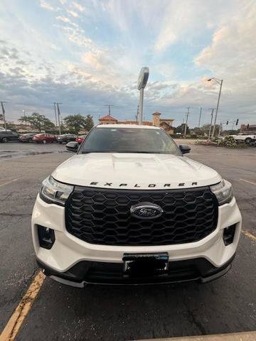 Certified 2025 Ford Explorer ST-Line w/ Premium Package RWD image 7