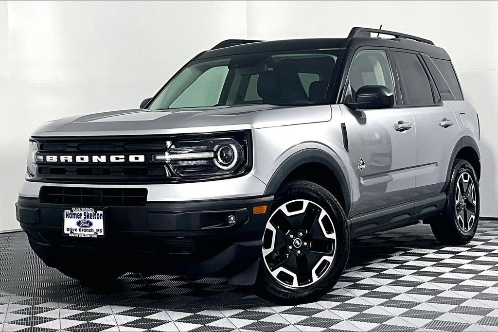 Certified 2021 Ford Bronco Sport Outer Banks w/ Outer Banks Package (96D) AWD/4WD image 2
