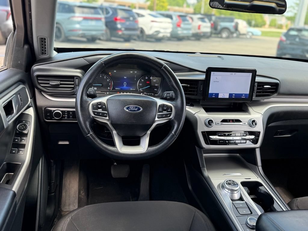 Certified 2023 Ford Explorer XLT AWD/4WD image 4