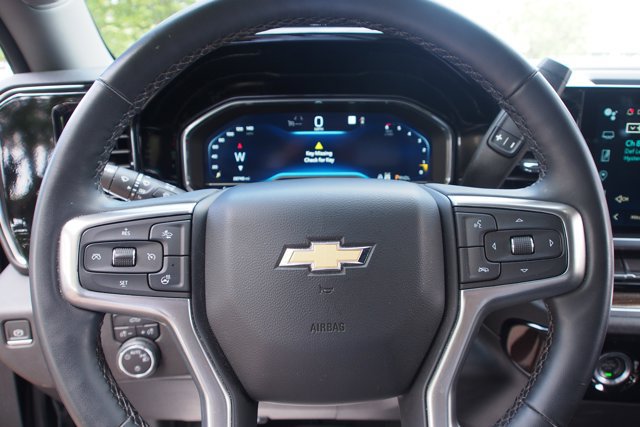 Used 2023 Chevrolet Silverado 1500 LT AWD/4WD image 21
