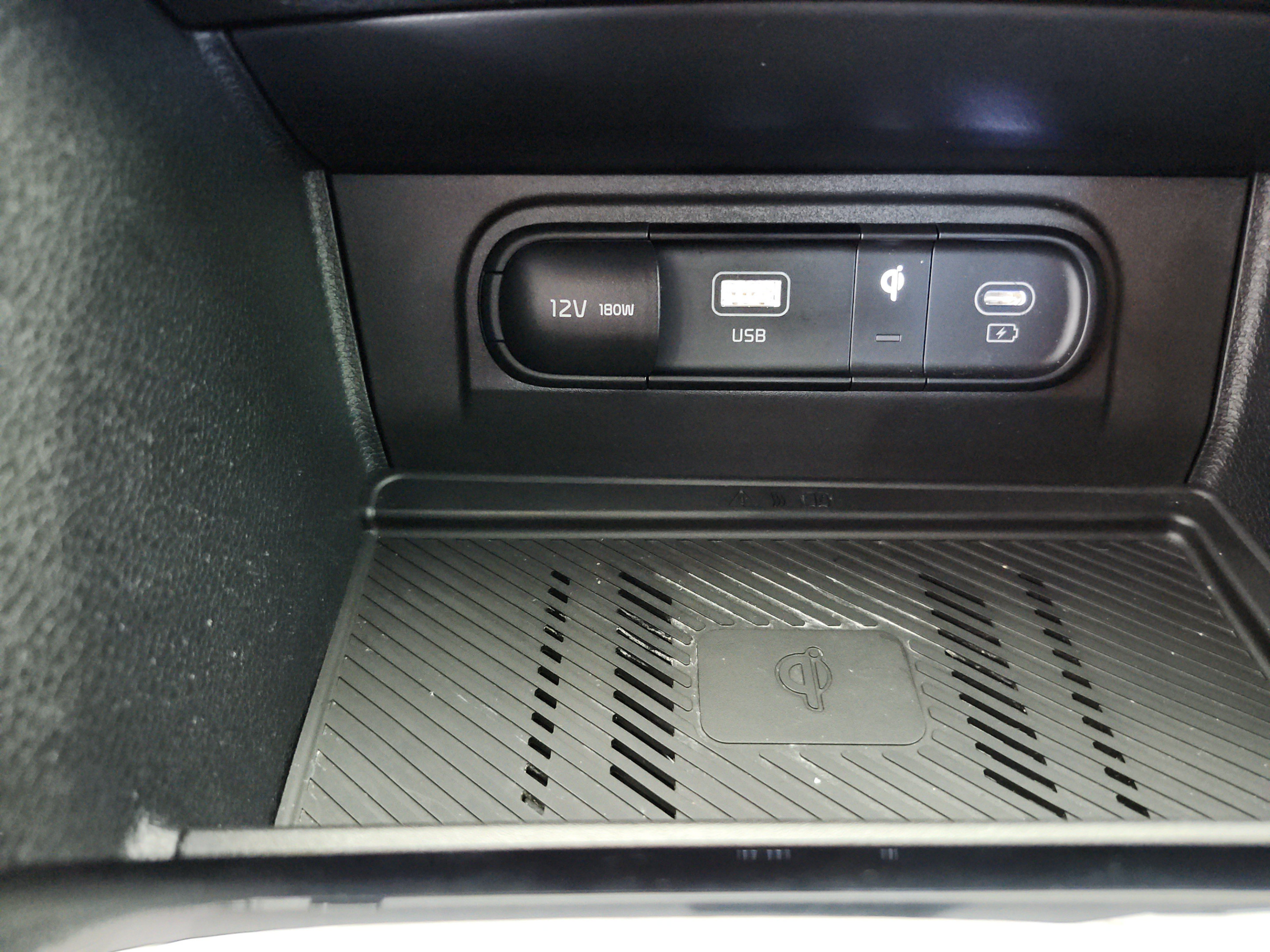 Used 2024 Kia Sportage SX FWD image 28