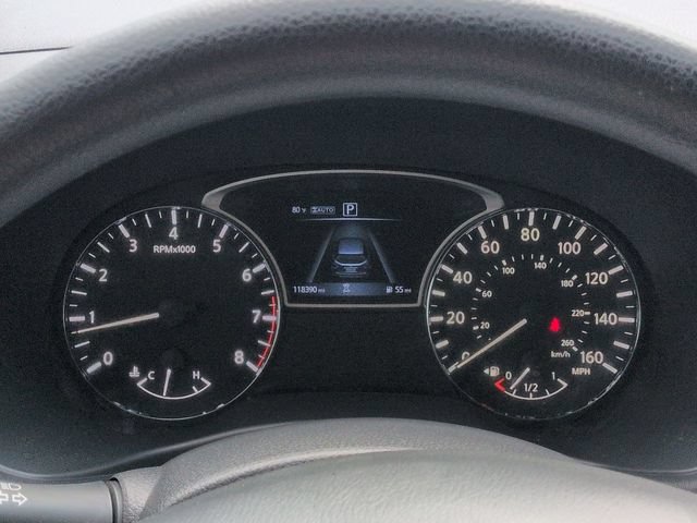 Used 2020 Nissan Pathfinder S AWD/4WD image 24