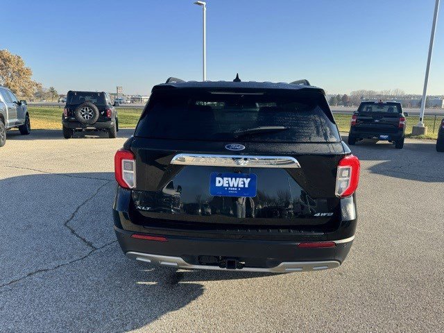 Certified 2023 Ford Explorer XLT w/ Equipment Group 202A image 3