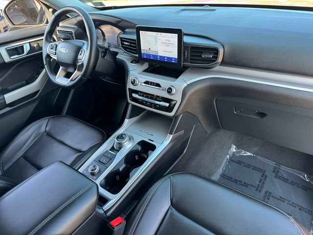 Certified 2024 Ford Explorer XLT w/ Equipment Group 202A AWD/4WD image 21