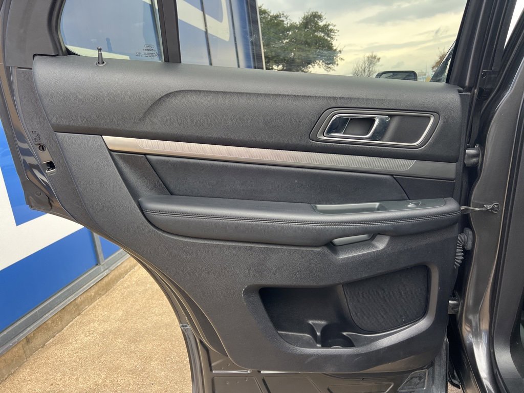 Certified 2019 Ford Explorer XLT image 22