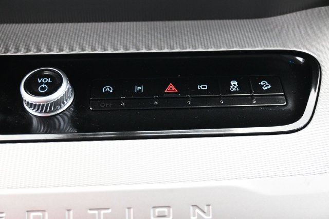Certified 2025 Ford Expedition Active AWD/4WD image 24