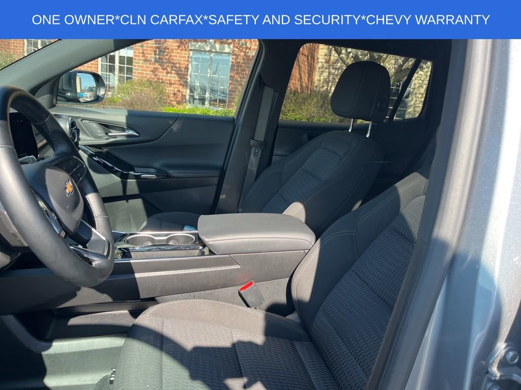 Used 2025 Chevrolet Equinox LT FWD image 12
