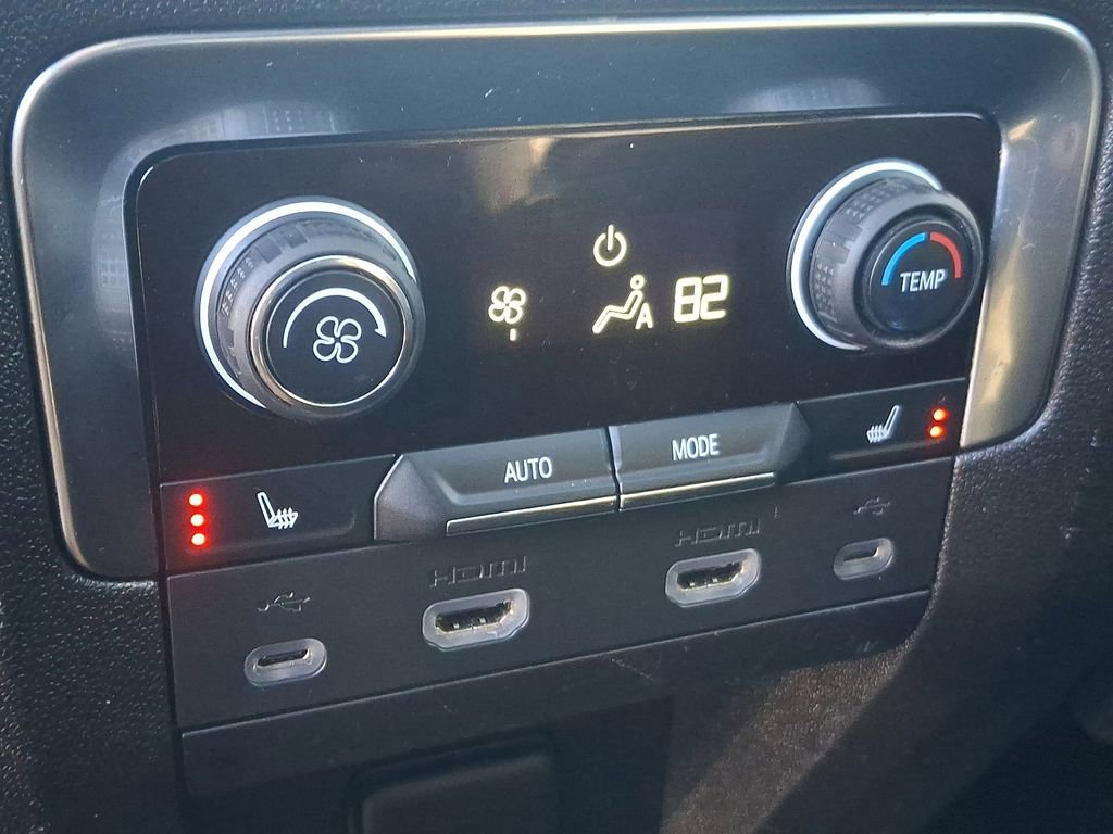 Used 2021 Chevrolet Tahoe Premier w/ Premium Package image 14