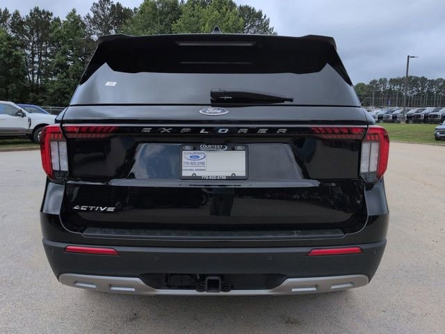 Certified 2025 Ford Explorer Active w/ Active Comfort Package RWD image 6