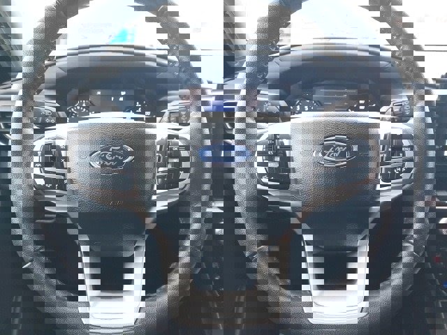 Certified 2023 Ford Explorer Limited w/ Equipment Group 301A image 18