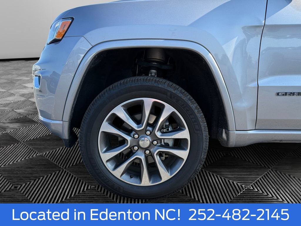 Used 2018 Jeep Grand Cherokee Overland AWD/4WD image 15