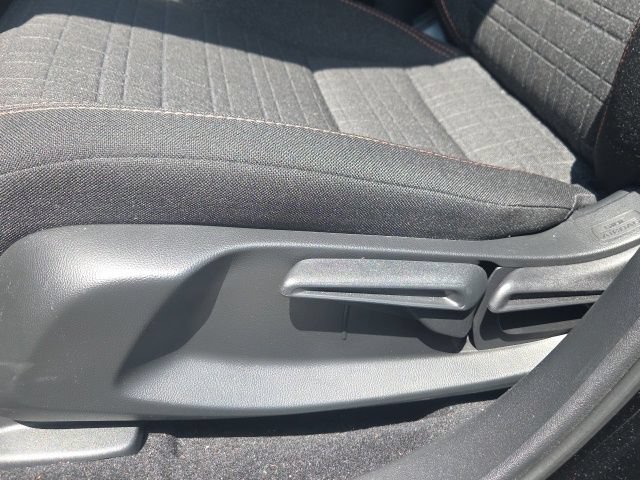 Used 2025 Honda HR-V Sport image 23