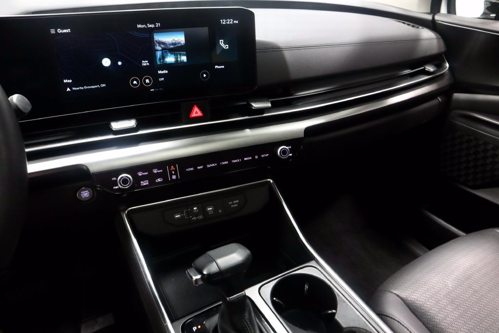 Used 2025 Kia Carnival SX Prestige FWD image 32
