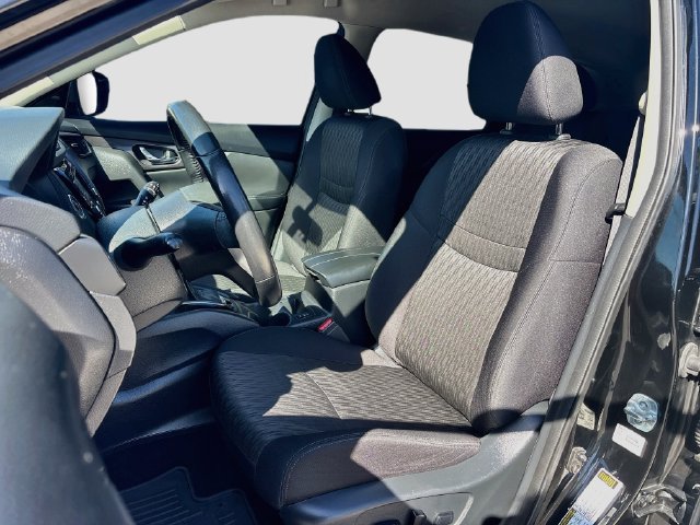 Used 2018 Nissan Rogue SV FWD image 19