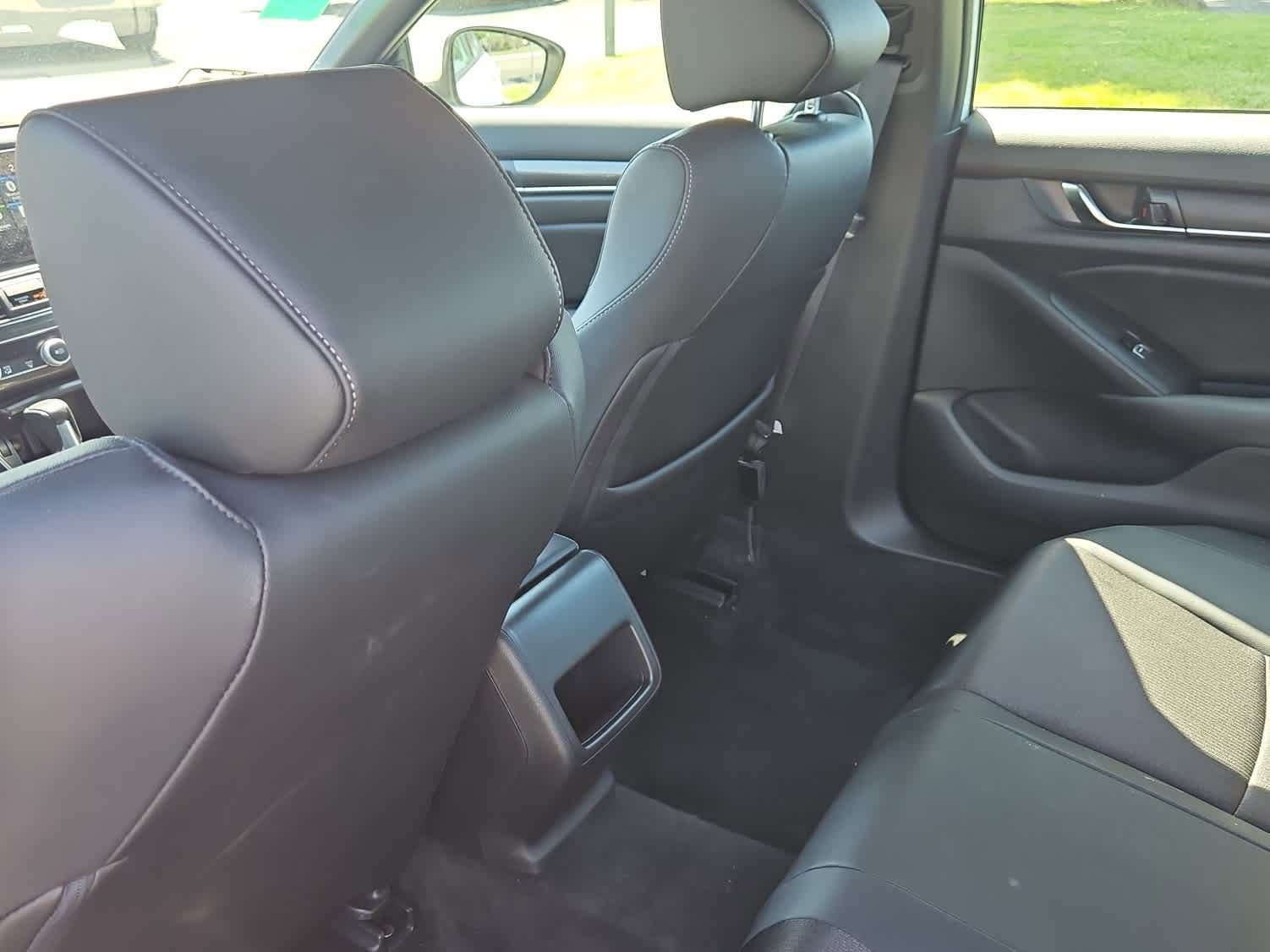Used 2020 Honda Accord Sport image 11