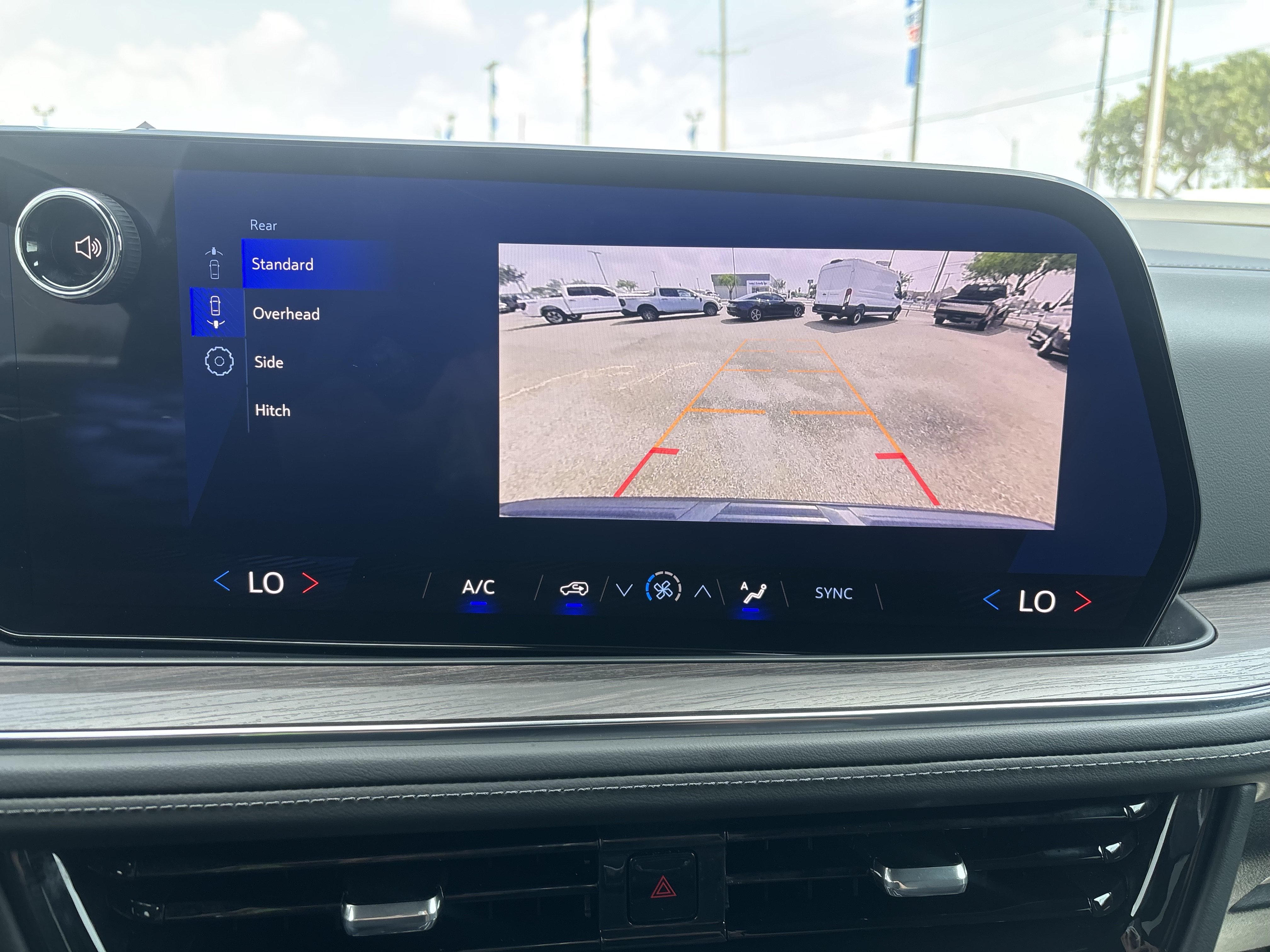 Used 2025 Chevrolet Tahoe LS RWD image 33