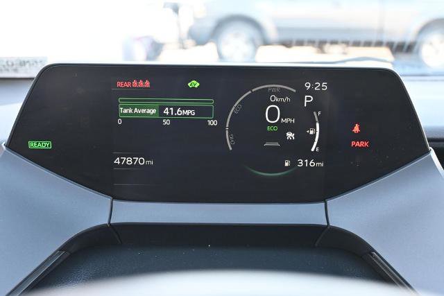 Used 2024 Toyota Prius LE FWD image 33