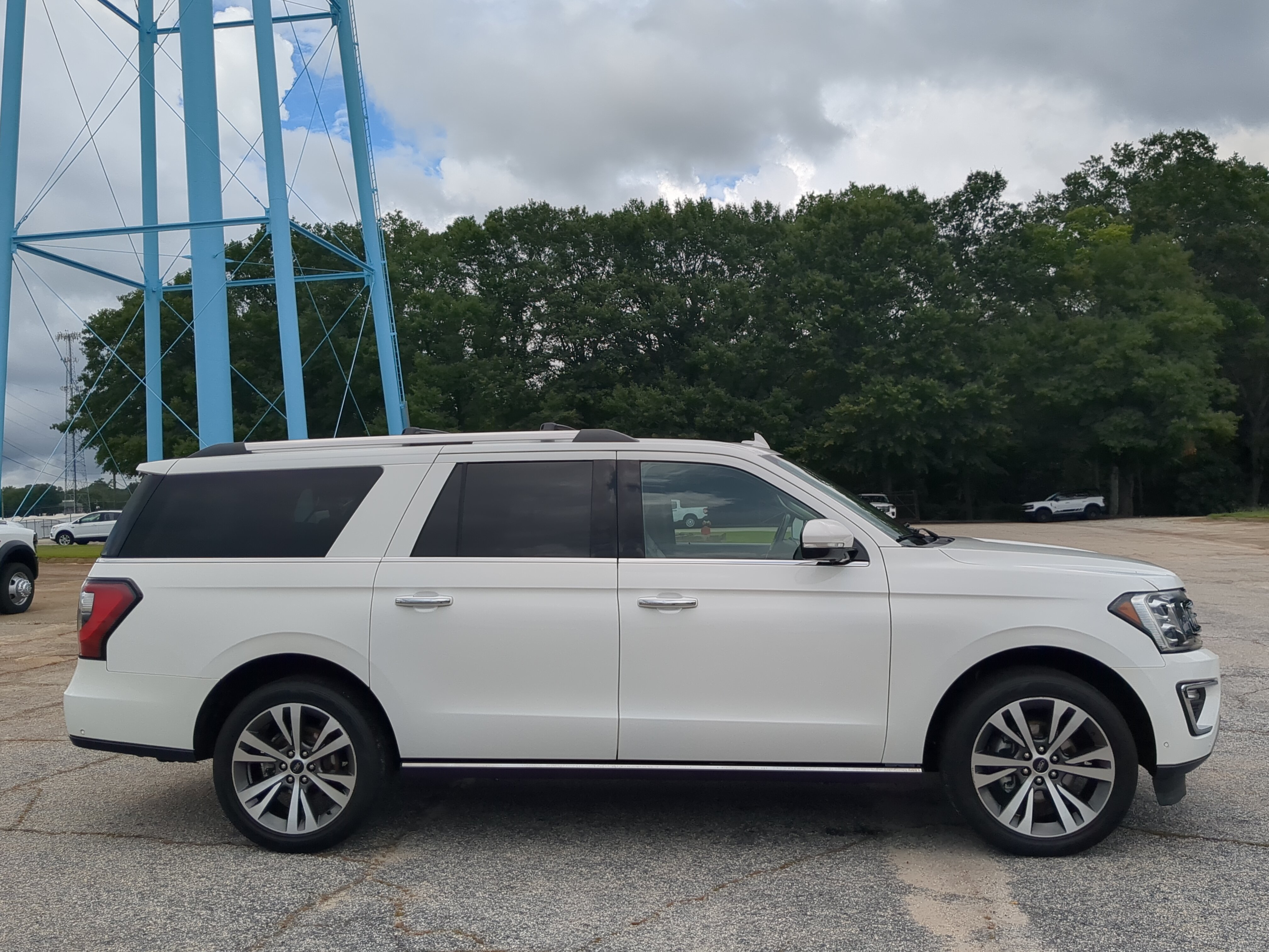 Certified 2021 Ford Expedition Max Limited AWD/4WD image 2