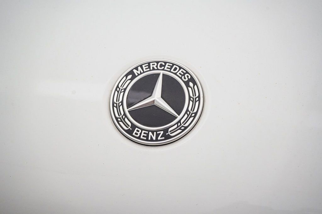 Used 2022 Mercedes-Benz GLC 300 4MATIC image 13