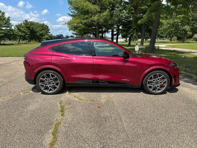 Certified 2025 Ford Mustang Mach-E GT AWD/4WD image 9