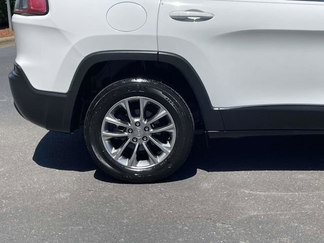 Used 2019 Jeep Cherokee Latitude Plus w/ Comfort/Convenience Group FWD image 33
